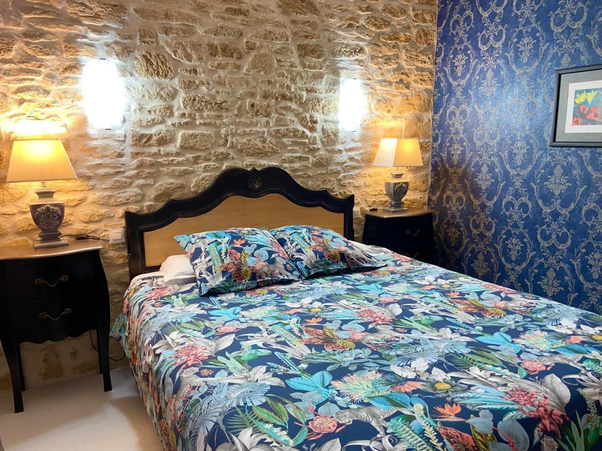 O Clair De Lune Au Coeur De Sarlat - Chambres Climatisees - Parking Prive - Piscine Chauffee - Spa Et Massages Dış mekan fotoğraf
