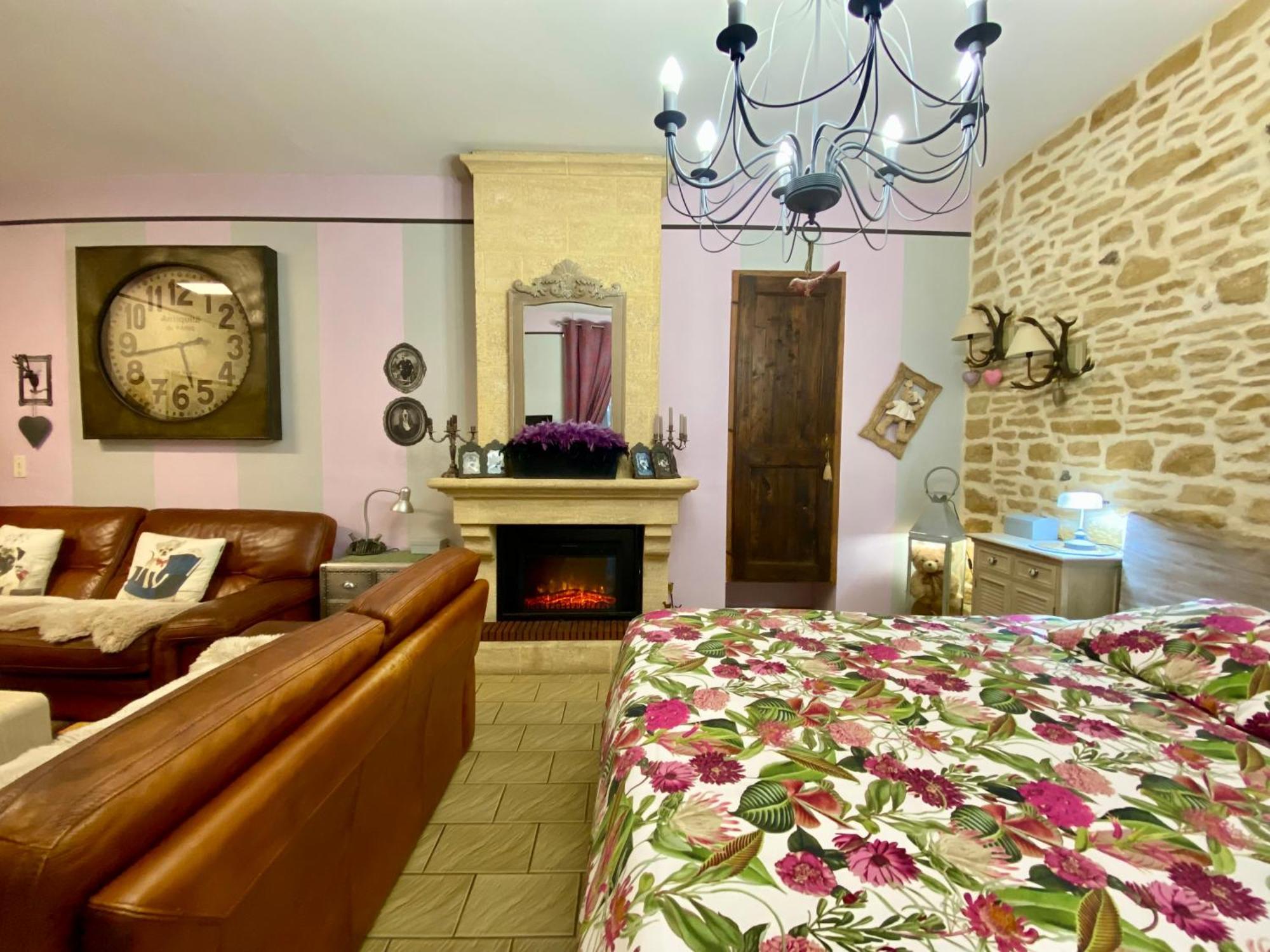 O Clair De Lune Au Coeur De Sarlat - Chambres Climatisees - Parking Prive - Piscine Chauffee - Spa Et Massages Dış mekan fotoğraf