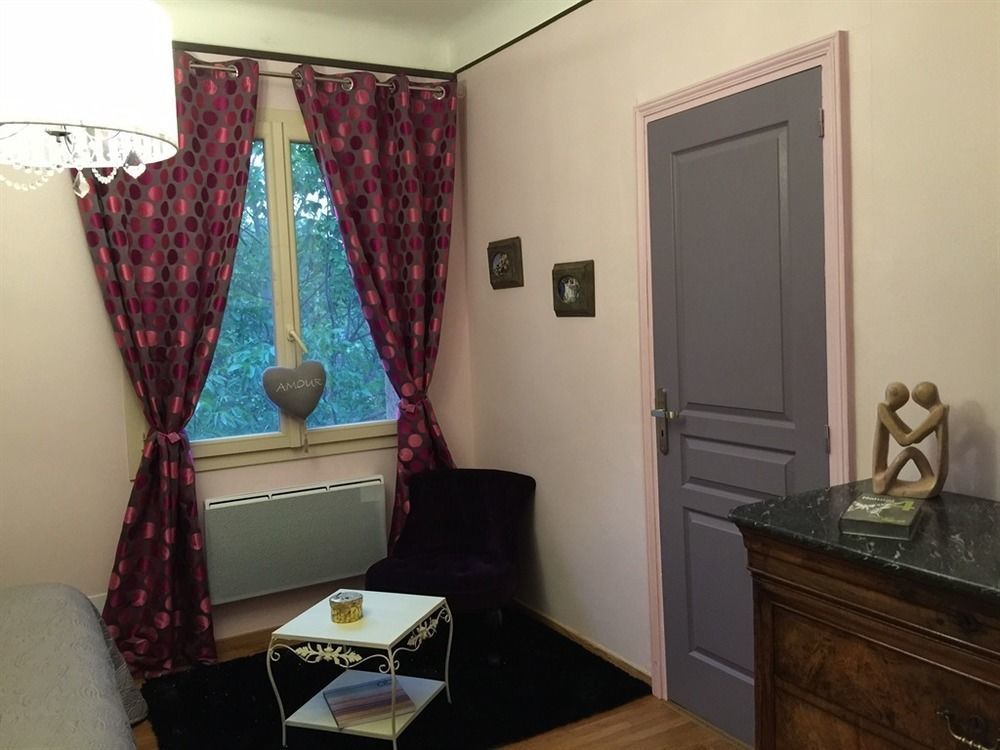 O Clair De Lune Au Coeur De Sarlat - Chambres Climatisees - Parking Prive - Piscine Chauffee - Spa Et Massages Dış mekan fotoğraf