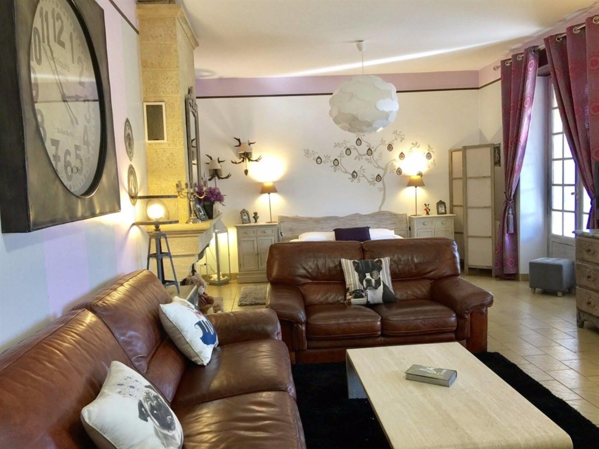 O Clair De Lune Au Coeur De Sarlat - Chambres Climatisees - Parking Prive - Piscine Chauffee - Spa Et Massages Dış mekan fotoğraf